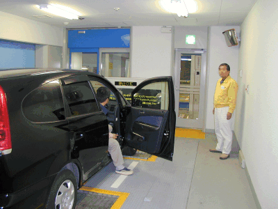 写真：機械式入庫バース2