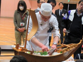 写真：精華中　食育講話2