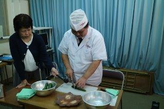 写真：岐阜西中学校　食育講話、実践1