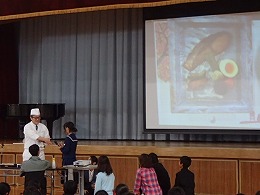 写真：長森南中学校　食育講話、実践2