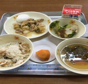 写真：岐北中学校　給食