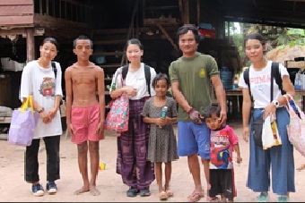 写真：カンボジア現地研修の様子9