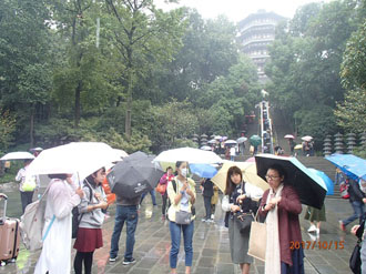 写真：雷峰塔