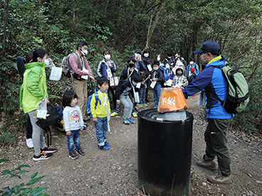 写真：貯水槽の説明