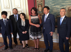 photo: Mayor of Gifu city and Vice mayor of Bratislava city