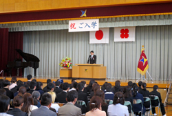 写真：祝辞を述べる市長2（4月8日）