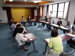 写真：懇話会（日野公民館）