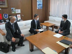 写真：面談する市長