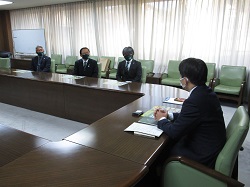写真：2021シーズン開幕の報告