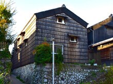 写真：青木家住宅土蔵（指定番号第10号）