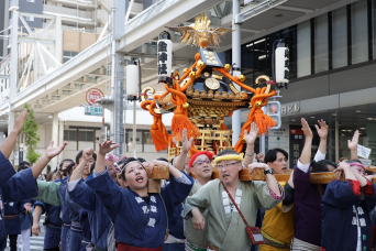 写真：岐阜まつり神輿パレード