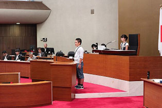 写真：子ども議会の様子2