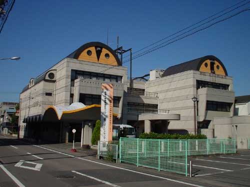 写真：南保健センター外観