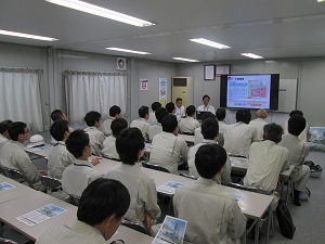 写真：現場研修会（8月7日）