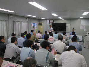 写真：暴力団等排除協議会の様子