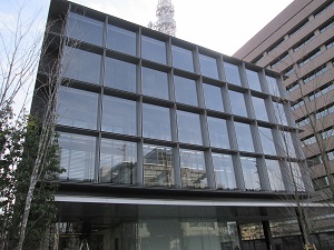 写真：岐阜商工信用組合様の本店外観