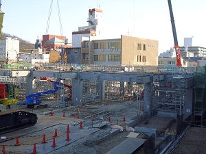写真:上屋の工事状況