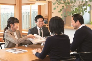 写真：会議の様子