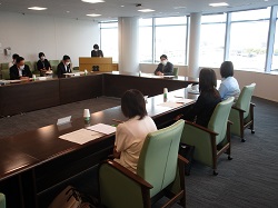 同、中ブロックとの懇話会
