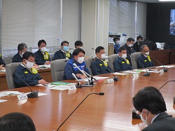 第41回岐阜県新型コロナウイルス感染症対策協議会及び第53回岐阜県新型コロナウイルス感染症対策本部本部員会議に出席