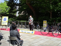 岐阜市シェアサイクル「Gifu-ride」出発式にて、あいさつ