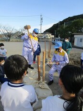 小学校での啓発活動