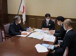 同じく、財務大臣政務官 宮本周司氏へ提言及び意見交換（東京）