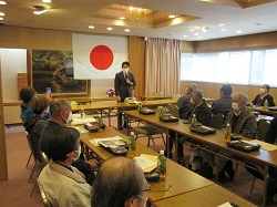 厚見自治会連合会他3自治会共催「第1回郷土を考える会」に出席し、あいさつ