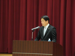 岐阜商工会議所議員懇話会4月例会に出席し、卓話の様子