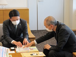 岐阜地方法務局長　竹内秀明氏が着任のあいさつの様子