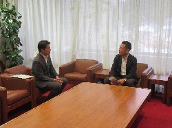 岐阜県市長会会長として、多治見市長 髙木貴行氏と面談の様子