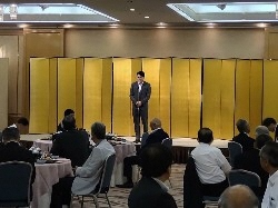 岐阜市自治会連絡協議会まちづくり懇談会に出席し、あいさつ