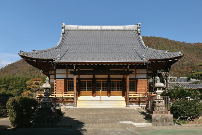 真龍寺本堂正面外観の写真