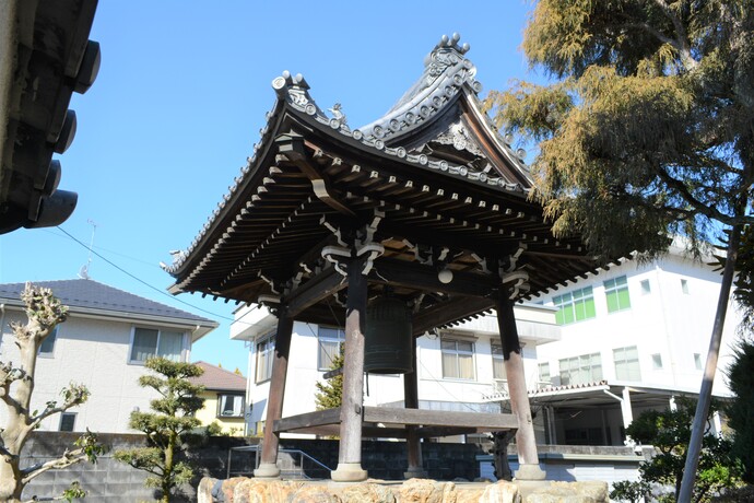 真龍寺鐘楼外観の写真