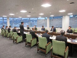 岐阜市を管轄する警察署長との意見交換会の様子