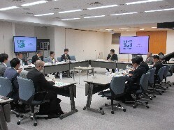 公益財団法人日本財団主催第1回WORK!DIVERSITY政策実現会議に出席し、議事進行の様子