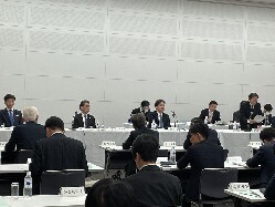 全国市長会財政委員会・都市税制調査委員会合同会議に出席の様子