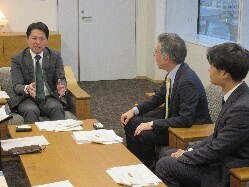 株式会社ベネッセコーポレーション名古屋支社長 井上寿士氏ほかと面談の様子