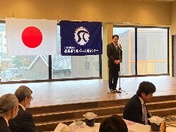 公益社団法人岐阜市シルバー人材センター親睦会新年懇親会に出席し、あいさつの様子