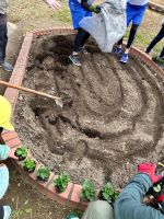 長良西小学校の堆肥活用写真1