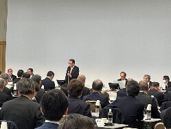 全国市長会理事・評議員合同会議に出席の様子