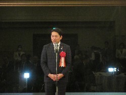 岐阜中金会懇親会に出席し、あいさつ