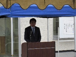 岐阜北警察署 岩野田交番開所式に出席し、あいさつの様子