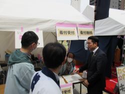 第52回道三まつり セントラルパーク金公園わくわくキッズイベントを視察（同所）の様子