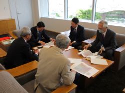 岐阜市土地改良連合会会長 浅野雅樹氏ほかと面談の様子