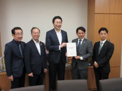 同じく、衆議院議員 金子俊平氏に要望及び意見交換（東京）の様子