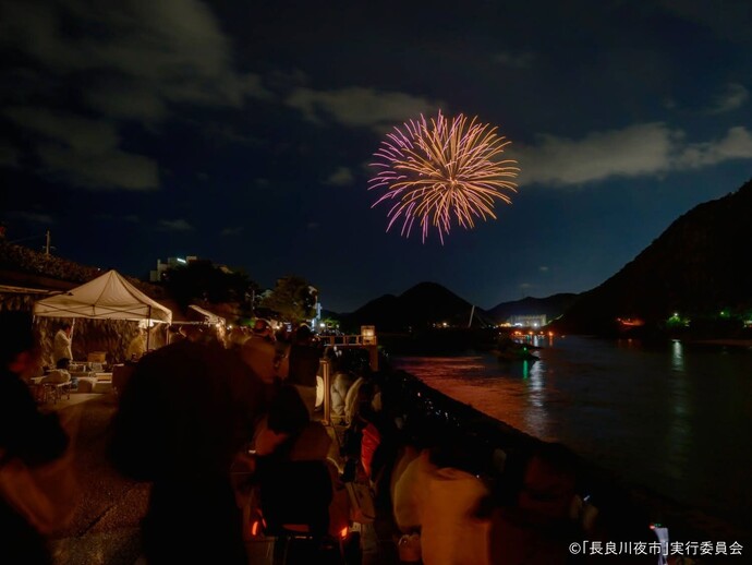 長良川夜市の様子