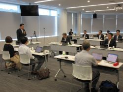 令和6年度第2回岐阜市総合教育会議にて、あいさつの様子
