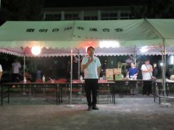 徹明地域夏祭りに出席し、あいさつ（草潤中学校）の様子
