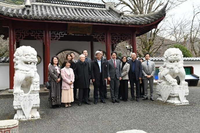 江蘇省文化観光庁代表訪問団の来岐の様子